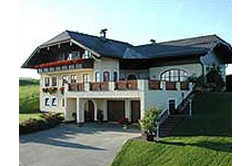 Austria Privát Mondsee, Esterno